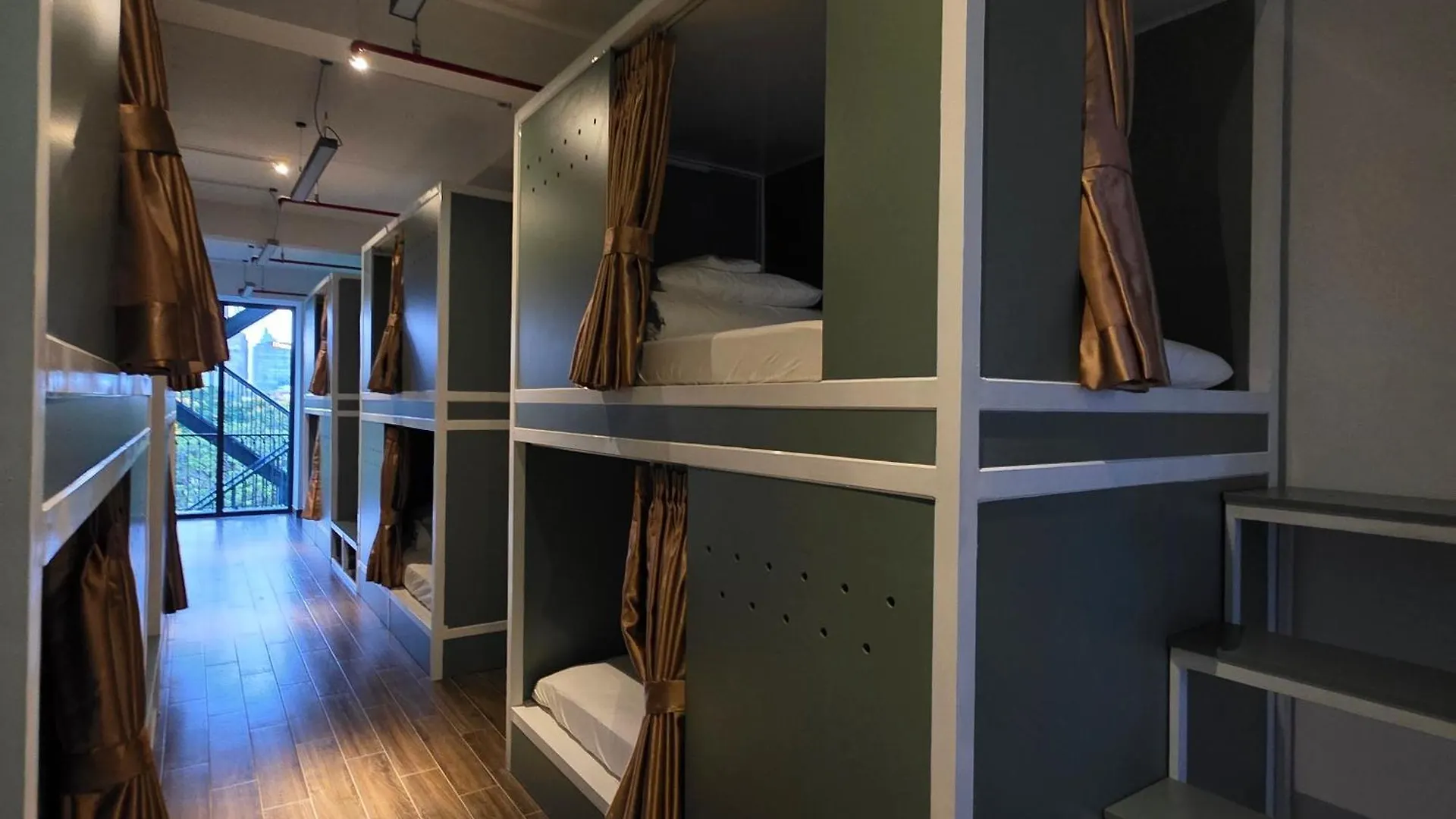 Cozy Cubes Hotel Ho Chi Minh City